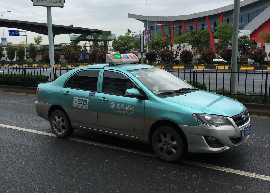 Taxi in Yiwu