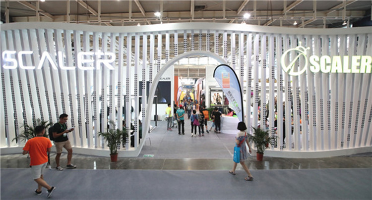 https://jingsourcing.com/wp-content/uploads/2018/07/Asia-Outdoor-trade-show.jpg