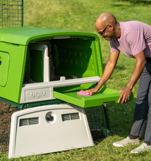 easy to clean chicken coop