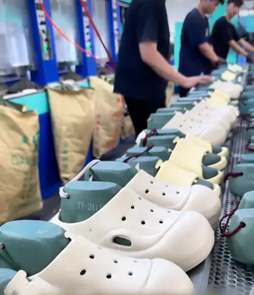 clog shaping
