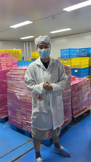 sourcing agent in a cosmetic factory2